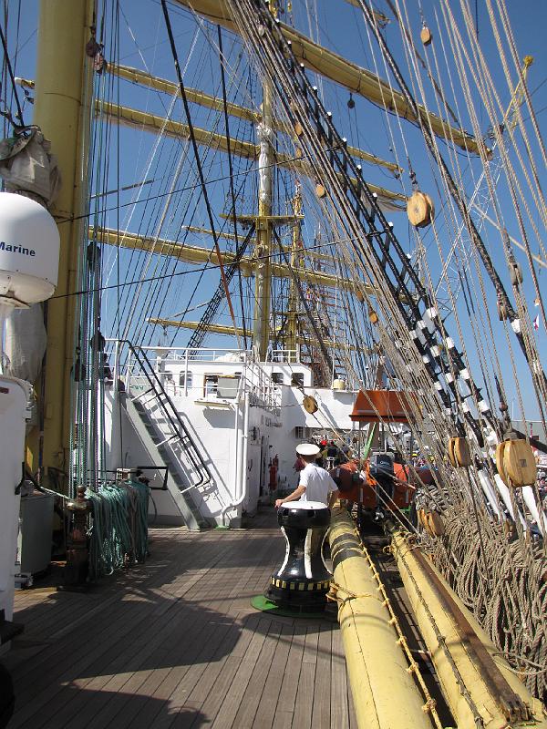 delfsail_dek_Kruzenshtern.jpg - Foto van het dek van de Kruzenshtern.