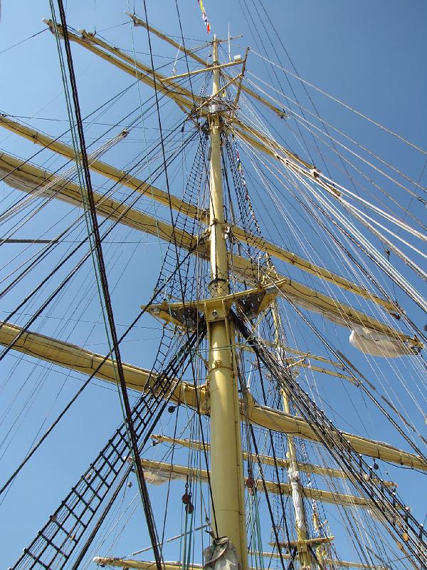 delfsail_masten_Kruzenshtern.jpg - Heel veel tuigage op de Kruzenshtern.