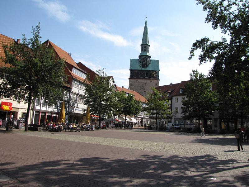 osterode_kornmarkt.jpg - Als afsluiting van de 2e etappe een kijkje op de Kornmarkt van Osterode.