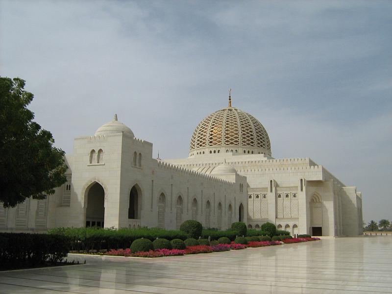 d7_sultan_qaboos_moskee.JPG - de koepel van de Sultan Qaboos Grand Mosque.